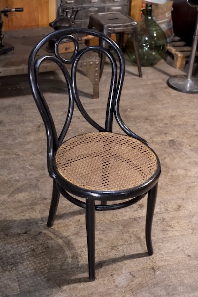 chaise thonet ancienne numero 19 de 1890